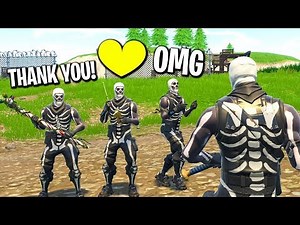 I gifted my whole Fortnite clan the Skull Trooper skin...
