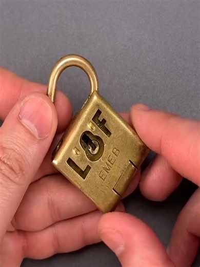 Vintage UK Electric Meter Lock Bypassed (Lowe & Fletcher)#lockpickinglawyer #lockpick #foryou