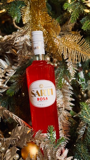 Brewhemia on Instagram: "🎁 DAY 3: SPRITZ SAISON, BUT MAKE IT SARTI. Welcome back to Day 3 of the Brewhemian Advent Calendar, and today we’re giving away a bottle of Sarti Rosa - and we’ll even chuck in a bottle of Prosecco - all the tools you’ll need for some seriously festive spritz-ing. 🍊✨ Sarti is full-bodied and fruity, with blood orange, mango, and passion fruit note, plus a little citrus zing. Perfect for sipping, sharing… or decking the halls. To enter: ✨Follow @brewhemiae