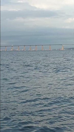 Ponte Río-Niterói na baia de Guanabara, RJ #travel #ilhasparadisiacas #turismo #puente #puentes