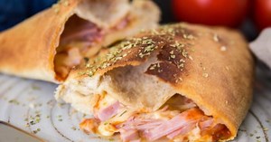 Hemgjord Calzone – Inbakad pizza | Fredriks Fika