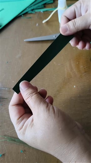 Paper quilling fringed paper #reels | JUDAI's Quilling craft