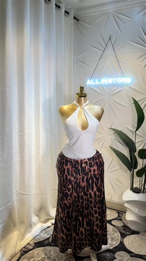 We love a good Flare skirt 🥰 #CapCut #bigsis #primarkslides