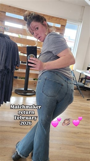 Beware y'all... ive severed all romantic cords (in a peaceful and hopefully loving way) and im leaning deep into the insanity of planning a Matchmaker Market event (again) this February. If your single, get excited because things are about to get good. | Mary Truly