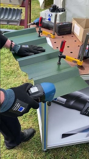 3x Ways to Cut Corrugated Roof Sheets
