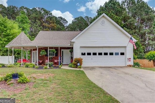 302 Greenleaf Ct, Loganville, GA 30052 | Estately 🧡 | MLS# 10756446