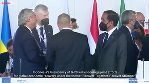 173K views · 22K reactions | Selamat malam. Mulai hari ini, 1 Desember 2021 sampai setahun ke depan, Indonesia resmi memegang keketuaan atau presidensi Group of Twenty (G20). Kepercayaan ini adalah kesempatan bagi Indonesia untuk berkontribusi lebih besar bagi pemulihan ekonomi dunia, untuk membangun tata kelola dunia yang lebih sehat, lebih adil, dan berkelanjutan berdasarkan kemerdekaan, perdamaian abadi, dan keadilan sosial. Recover Together, Recover Stronger | Joko Widodo | Facebook