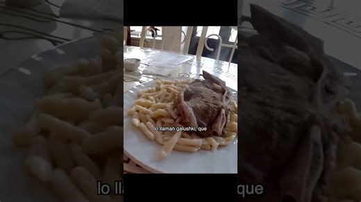 Probando comida tradicional chechena