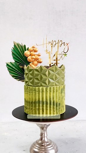 13K views · 257 reactions | Chocolate collar birthday cake #cake #birthday #cakesofinstagram #cakestagram #caketrends #cakedesign | Sugar Fancies by Pooja | Facebook