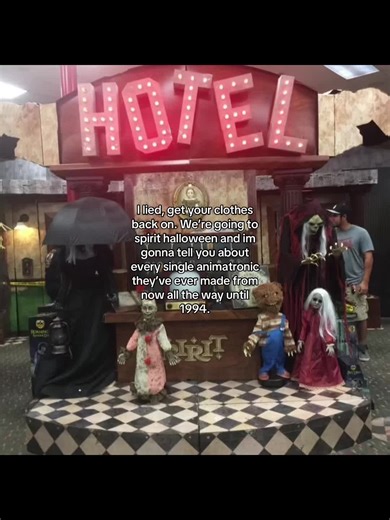 Exploring Spirit Halloween: A Journey Through Animatronics