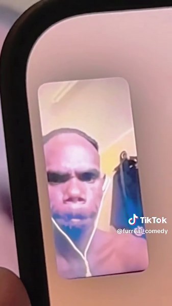 Hilarious Fake FaceTime Prank Reaction