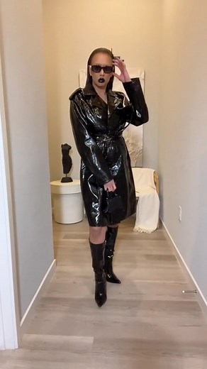 4.9K views · 67 reactions | Spooky season has entered the chat  makeup tutorial went up yesterday! Cozy Fall Vlog up on HALLOWEEN 7AM PST 﫶 | Tyme the Infamous | Facebook