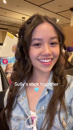 @Avatar saying my “stupid” line 😁! More than a family motto, it’s also Tuk’s motto and her whole heart!! 💙 #avatar #avatarfireandash #tuk