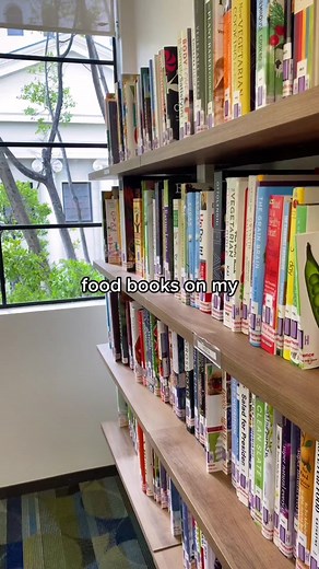 Naomi Eats on TikTok