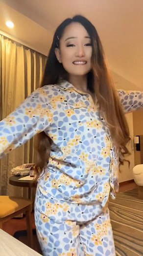 "Glowing like sunshine, soft like moonlight. 🌞🌙" | Space Television Singer