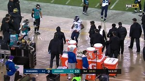 Seahawks Running Back Mike Davis Jump Cuts On First Down Run