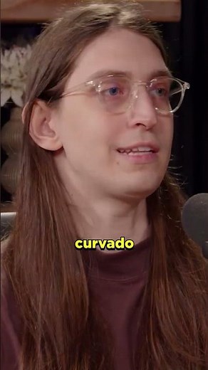 o felca tem 2 metros de altura?