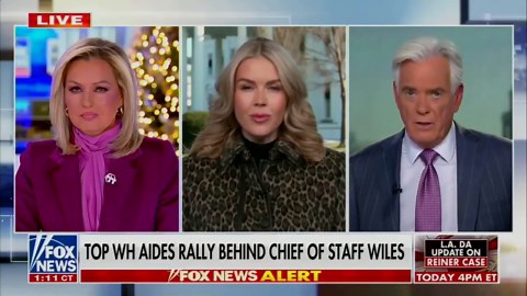 Murdoch Paper Defends Leavitt’s ‘Pouty Lips’ After Vanity Fair Fiasco