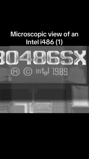 Microscopic view of an Intel i486