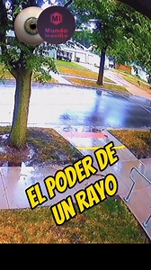 El poder de un rayo 🌩️😱 Sígueme 👍👍👍 #extraño #curiosidades #horror #miedo #terror #Fenomenos #rayos # | Mundo Insólito
