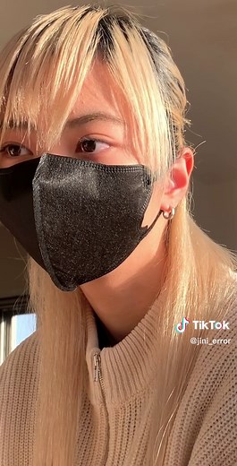 女の子に質問です。もし同性の子に一目惚れしましたって言われたら嬉しいですか困っちゃいますか#男装 #男装カフェ #男装喫茶 #lgbt #lgbtq #レズビアン #コンカフェ #秋葉原