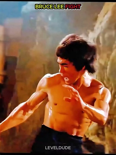 Bruce Lee’s Legendary Fight in Enter the Dragon 🔥🐉