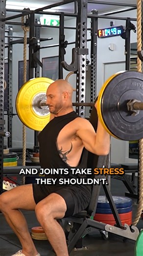 How To Structure Your Workout For Maximum Strength Most people aren’t failing because they choose bad exercises. They fail because the workout order is backwards. Random warm-ups, machines, and accessory lifts come first. Then people try to squat, deadlift, dip, or do chin-ups. By that point, stabilisers are already fatigued, grip is weaker, and the nervous system is flat. Technique breaks down. The lift feels harder, looks worse, and joints take unnecessary stress. This is why progress stalls. 