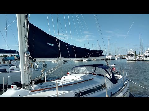 Installing a Mack Pack Mainsail Cover and Lazy Jacks