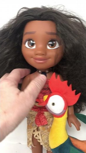 Singing Moana doll