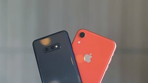 6.2K views · 98 reactions | Samsung Galaxy S10e vs iPhone XR Comparison Review | HiFi gadget | Facebook