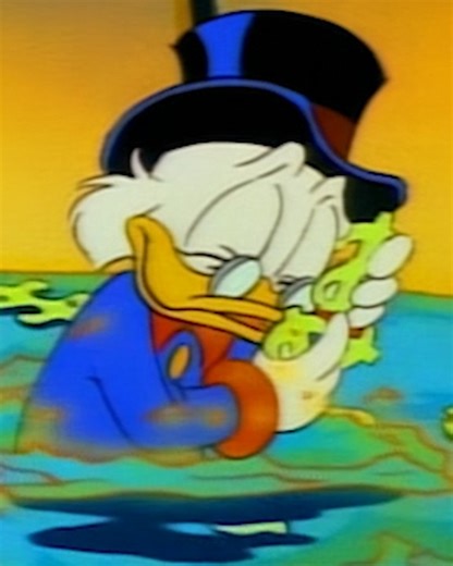 Nothing gets in between a Scrooge and his money 🤑💰 💵 🎥: DuckTales | Disney Channel