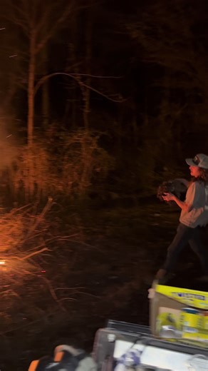 Splinter (@conservative.splinter)’s videos with Choosin' Texas - Ella Langley