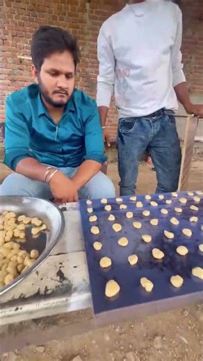 Automatic Pani Puri Making Machine | Kam Lagat Me Bada Vyapar 🥯🔥#viral #machine #panipurimachine