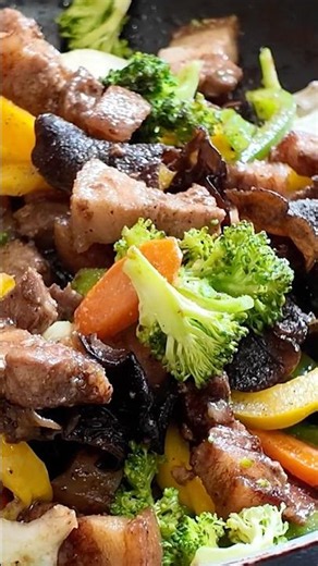 Easy Stir-Fry Pork with Vegetables 🥦 | Home Cooking | Filipina Living in Romania