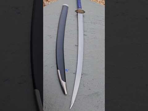 Cutting with the Dark Sentinel by Hanwei