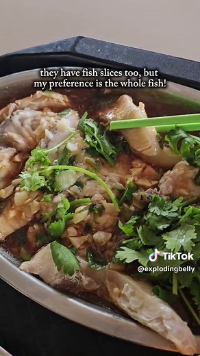 guys, this is my new favorite lunch spot. SUPER FRESH FISH AND SEAFOOD, and most items are below $10 nett and still can use CDC voucher ok 😍 My go to is their la la and their sea bass. Super fresh and comforting, and then the zhup put with the rice... it's AMAZING! #sgfoodie #wheretoeat #hiddengem