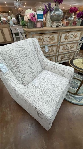 🚨 INVENTORY RESET SALE — NEW YEAR, NEW HOME! 🚨 We’re clearing space for what’s next! Shop our 🛍️ JANUARY INVENTORY RESET SALE and score BRAND-NEW furniture & décor at the BEST prices in the Greater Houston area from your favorite manufacturers. 🛏️ ALL Bedroom & Dining Sets — ON SALE NOW! 🗄️ ALL Cabinets & Consoles — ON SALE! 🛋️ Quality furniture & décor for every style and budget 🔥 New arrivals coming in — clearance items go FAST! 💳 0% Interest for 18 Months with your Synchrony Home card