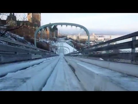 Glissade en toboggan @terrasse Dufferin (Chateau Frontenac) / Québec en images