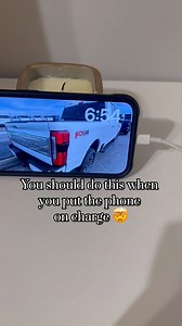1M views · 3.7K reactions | Life Hack 磌You should do this when you put the phone on charge 勞勞勞 #charger #phone #clock #lifehack #hack #fyp #tip #idea #safety #viralvideos | Vitalia MomHack | Facebook