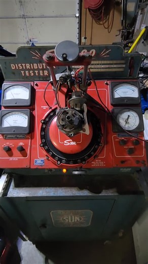 Craig Montague on Instagram: "And with a 12v Battery and an old Duraspark unit I can now test Ford Electronic Trigger Distributors... nice... #SUN #DistributorTester #SUN600 #Distributor #Ford Duraspark"