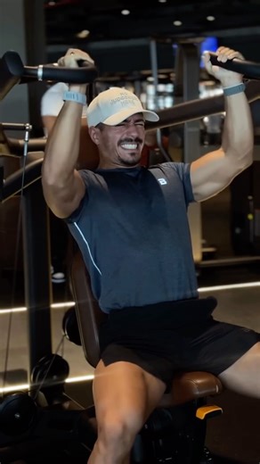 Damien Croibier-Muscat on Instagram: "HyperMass @biotechusa_fr — the clean bulking shake that actually delivers. If you’re training hard, chasing performance, and struggling to eat enough to grow… this one is a game changer. Why I use it: - Triple protein blend for sustained absorption - Smart carb matrix to fuel performance & clean mass gain - Creatine + fiber for strength, recovery & better digestion - Perfect when your training load is high and food intake isn’t enough When to take it: - Post