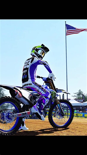 Big things are happening stay tuned 😏 custom gear by @Moto Flux Designs (discord link in bio!) #mxbikes #fyp #tiktokgaming #gaming #foryoupage