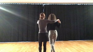 Cours danse de couple initié . Boléro 1.