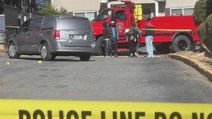 Person fatally shot at Fairburn apartments