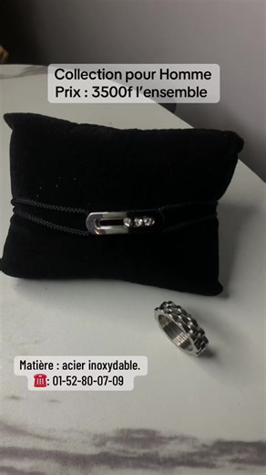 Ensemble composé d’une gourmette et d’une bague en acier inoxydable. Durée de vie minimum 1 an. #toutlemonde🌍 #abidjan225🇨🇮 #bonplan #cadeau #coffrethomme