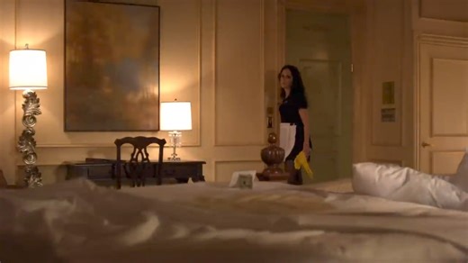 Mary-Louise Parker from Weeds | Gentleman Style of Life