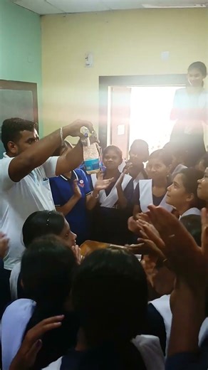 How to separate petrol from water ///Separating funnel //#science #experiements #gourisir