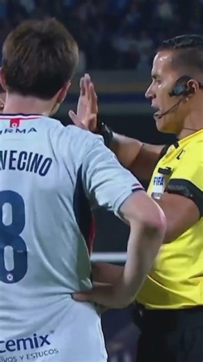 ❌⚽ TERRIBLE ROBO al Cruz Azul! Tomas del VAR REVELAN Revelan JUGADA y ayuda del ARBITRO A PUMAS