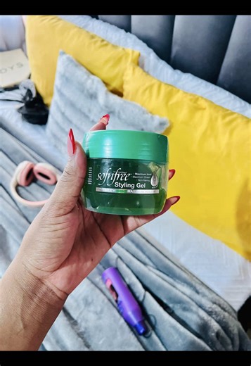 How to Perfectly Lay Your Edges with Soft & Free Gel