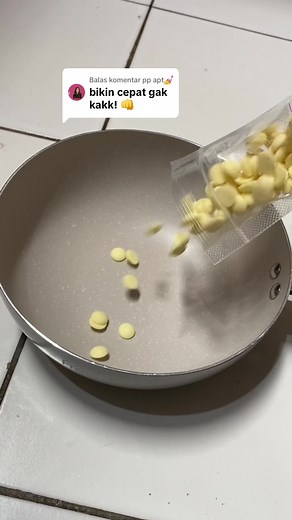 Membalas @pp apt💅 kalau kurang estetik mohon di maklumi karena emang bukan savira malik 😬 #fyp #dubaichocolate #coklat #kunafa